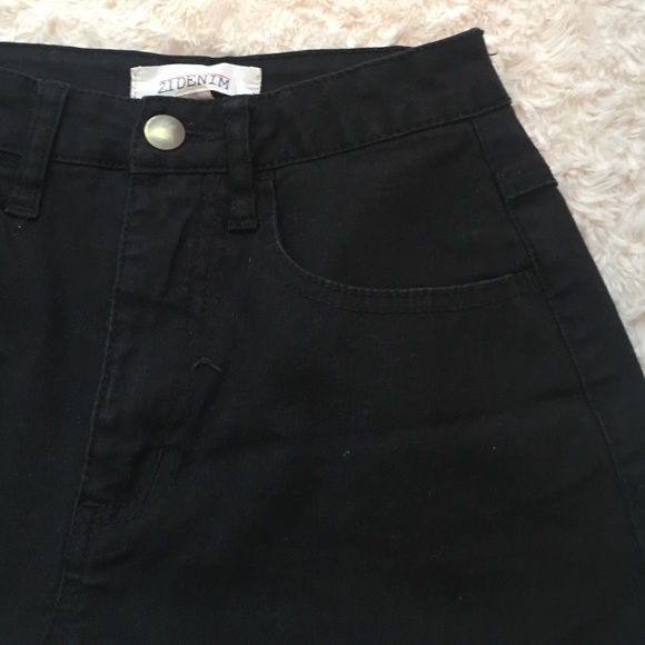 High Rise Shorts - Picture 2 of 4