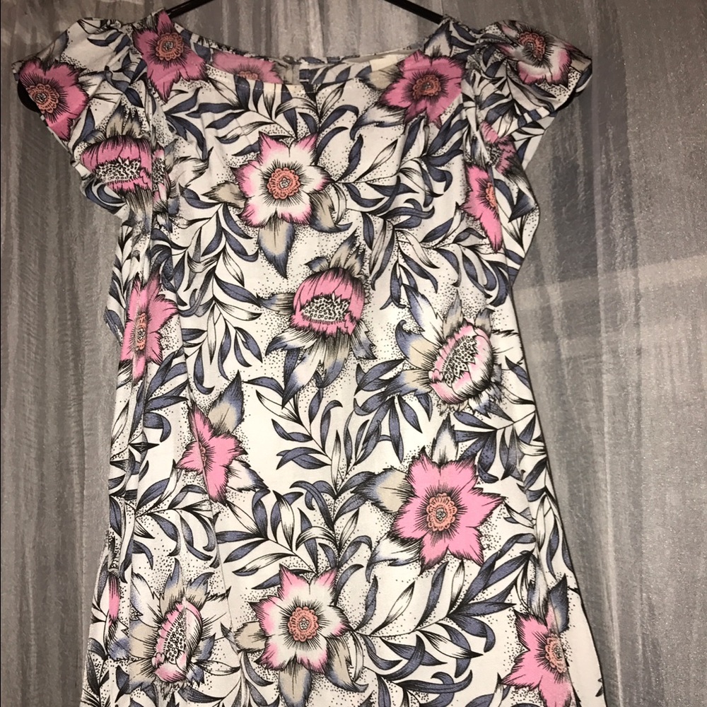 H&M floral shirt