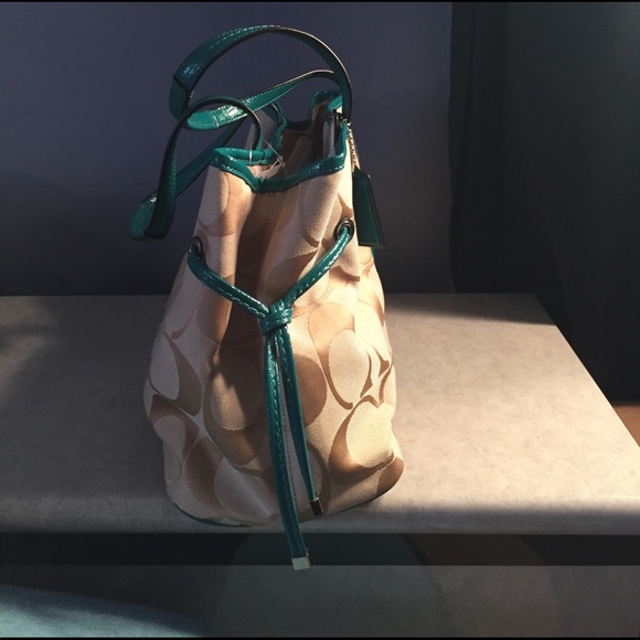 Coach purse - Picture 2 of 5