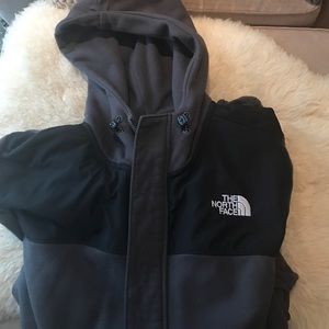 The north face front zip hooded jacket