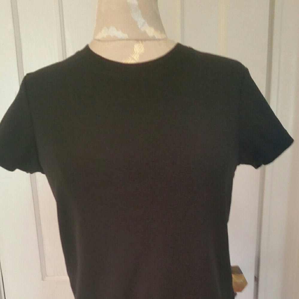 Black Old Navy Perfect Fit Tee