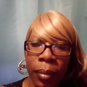 Meet your Posher, Theresa