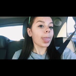 Meet your Posher, Marisa