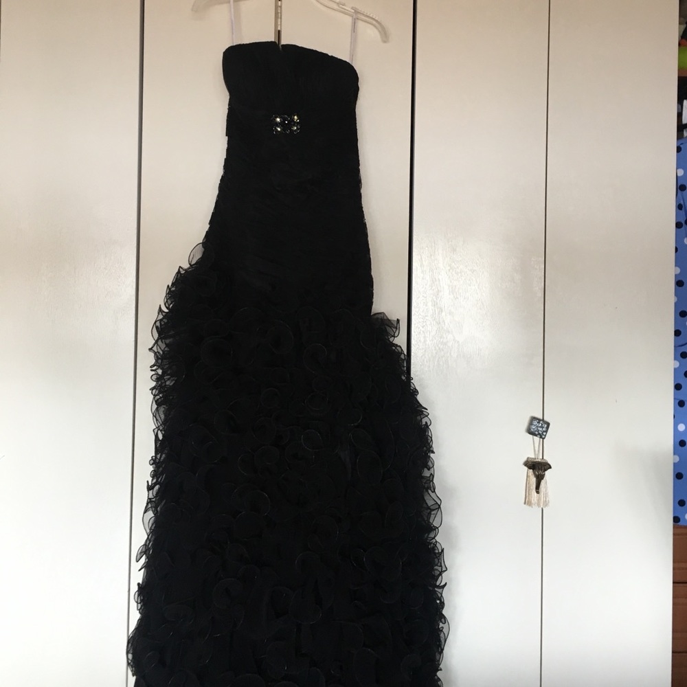 Black tie strapless evening down