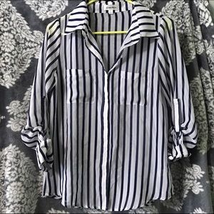 Vertical striped button up