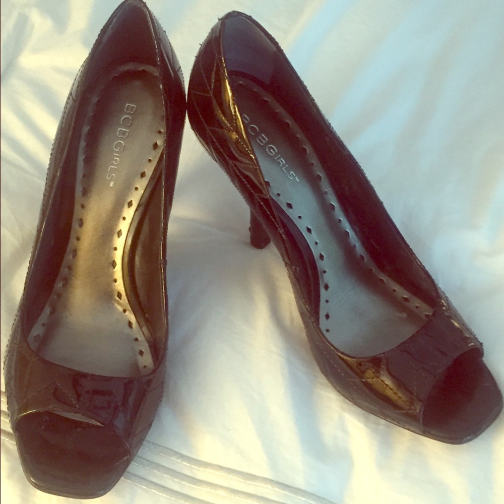 BCBG Girls Open Toe Black Pump Size 9