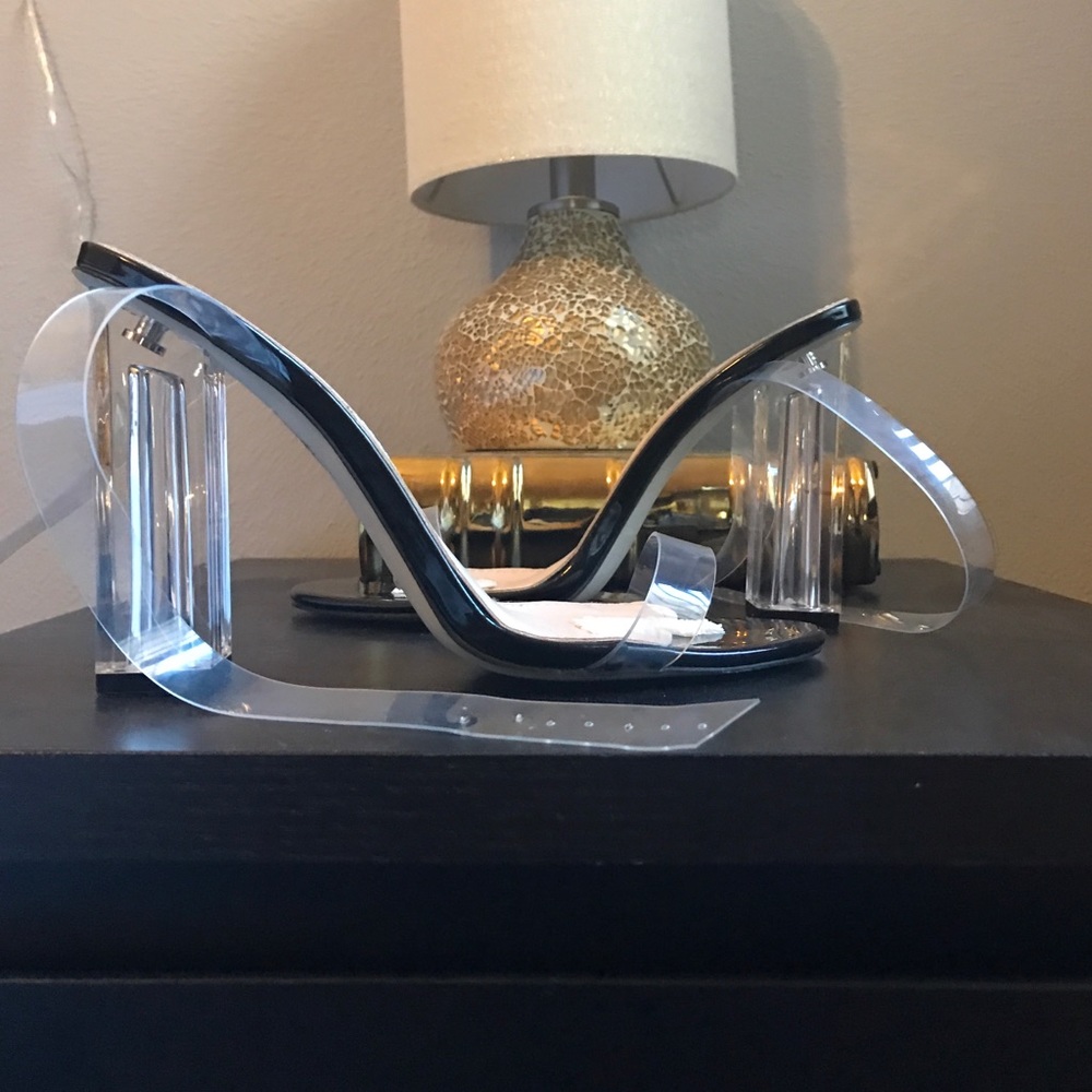PUBLIC DESIRE black trimmed clear heels (5inches)