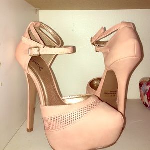 Coral Pink Qupid Pump Heels