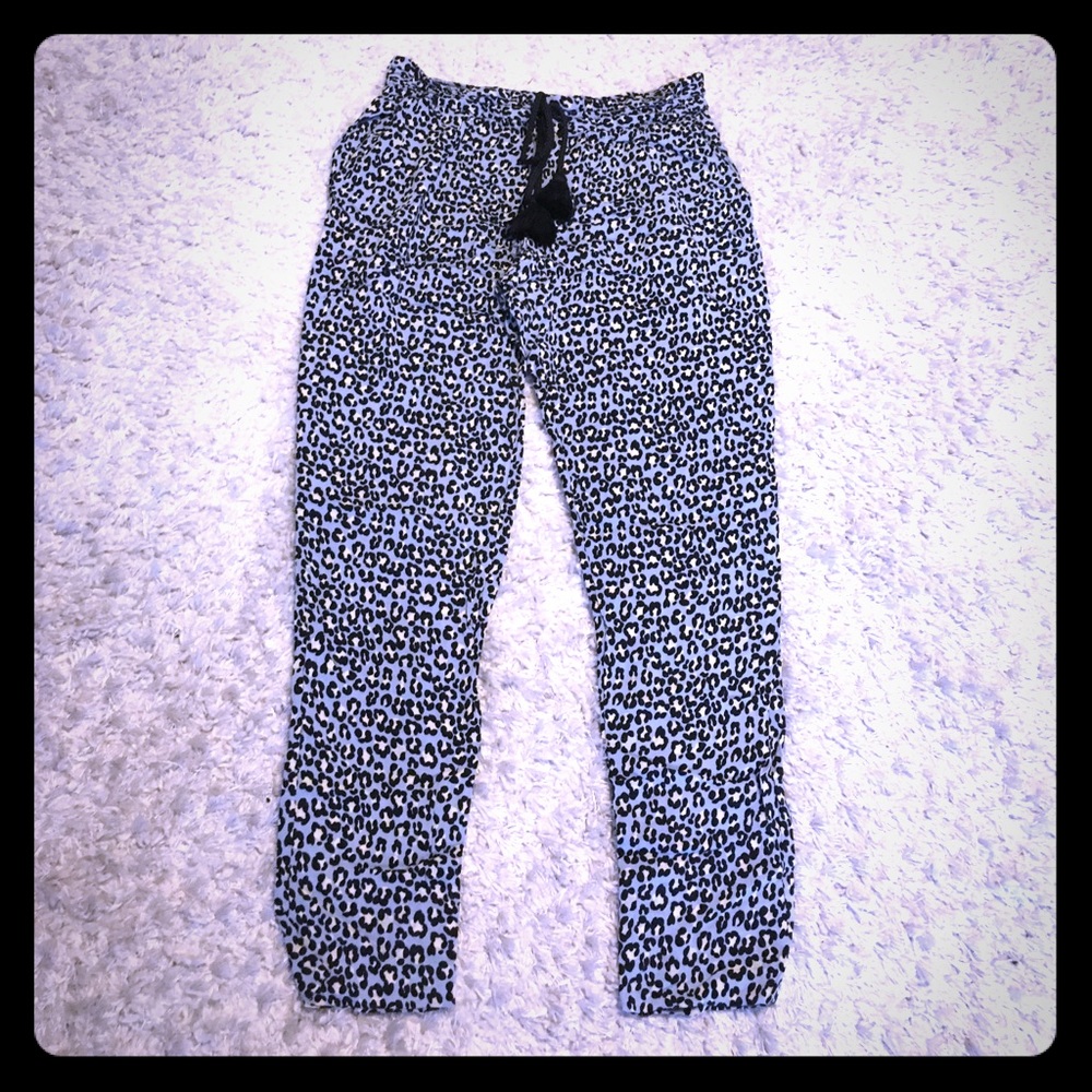 Rachel Rachel Roy. Size M pants