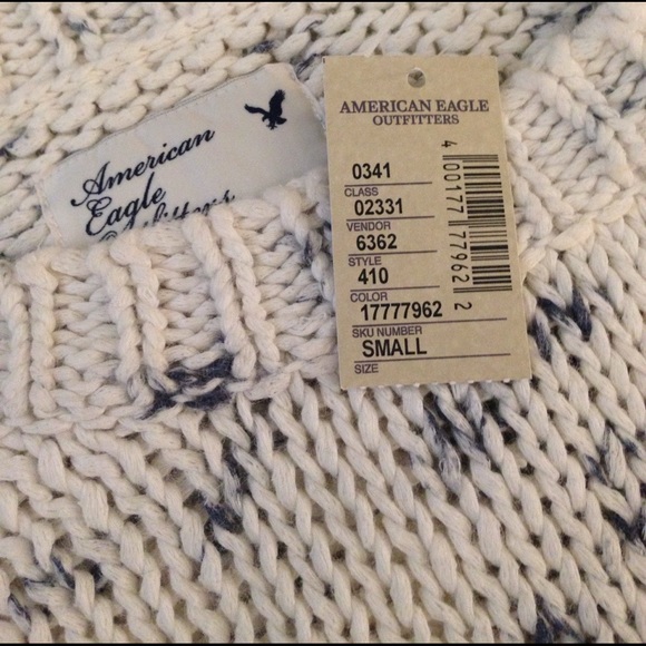White American Eagle cable knit sweater - Picture 2 of 3
