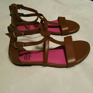 Girls sandals!