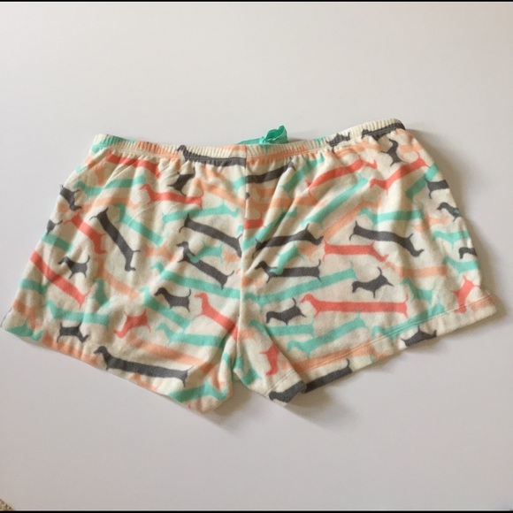 NWT Hue Fleece Sleep Shorts and Socks - Picture 3 of 7
