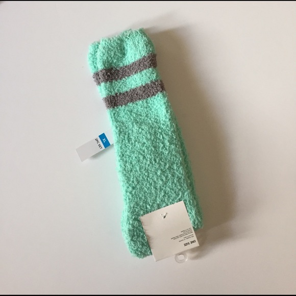 NWT Hue Fleece Sleep Shorts and Socks - Picture 7 of 7