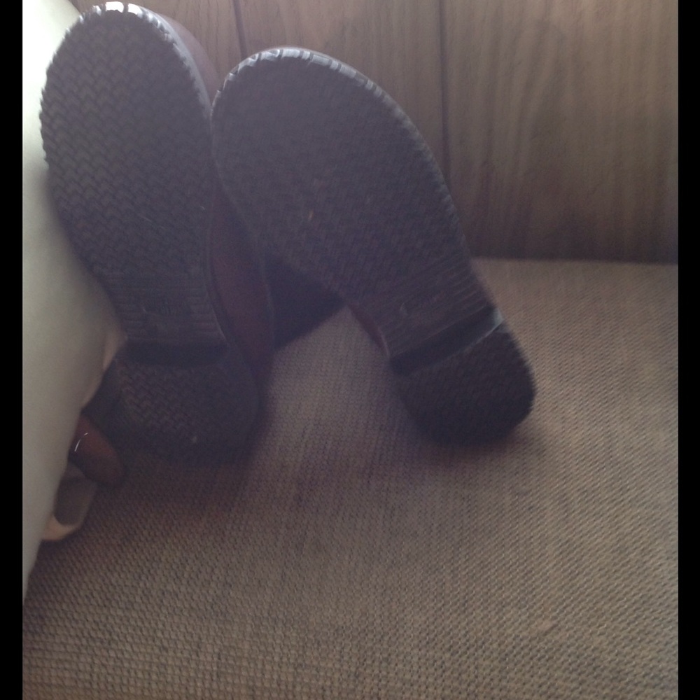 Ace leather work boots.