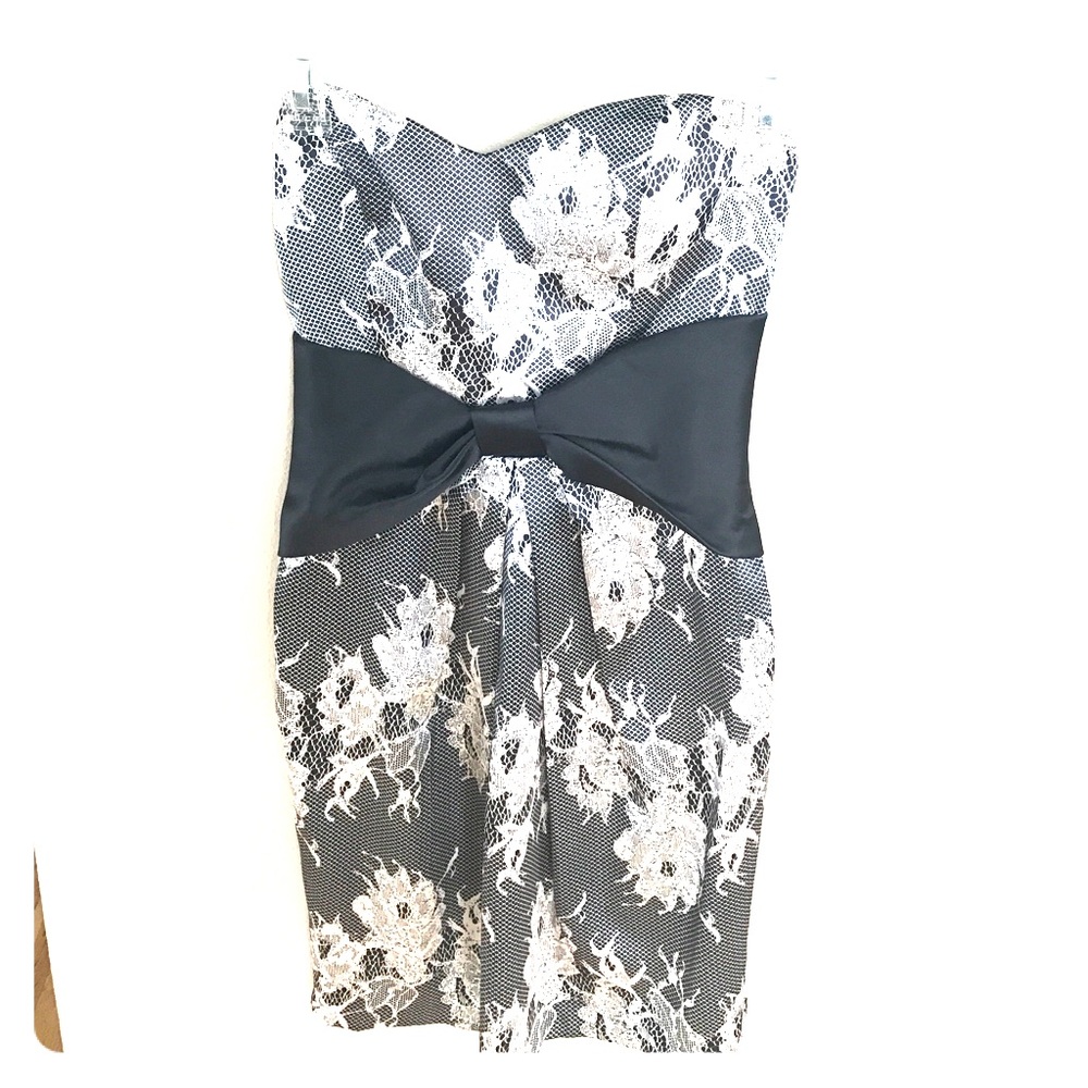 Strapless dress.
