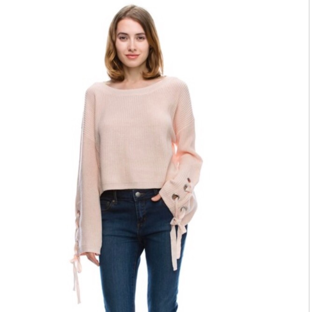 Mono b  crop top sweater