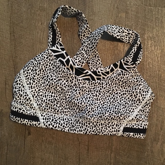 lululemon athletica Other - Lulu lemon pocket bra