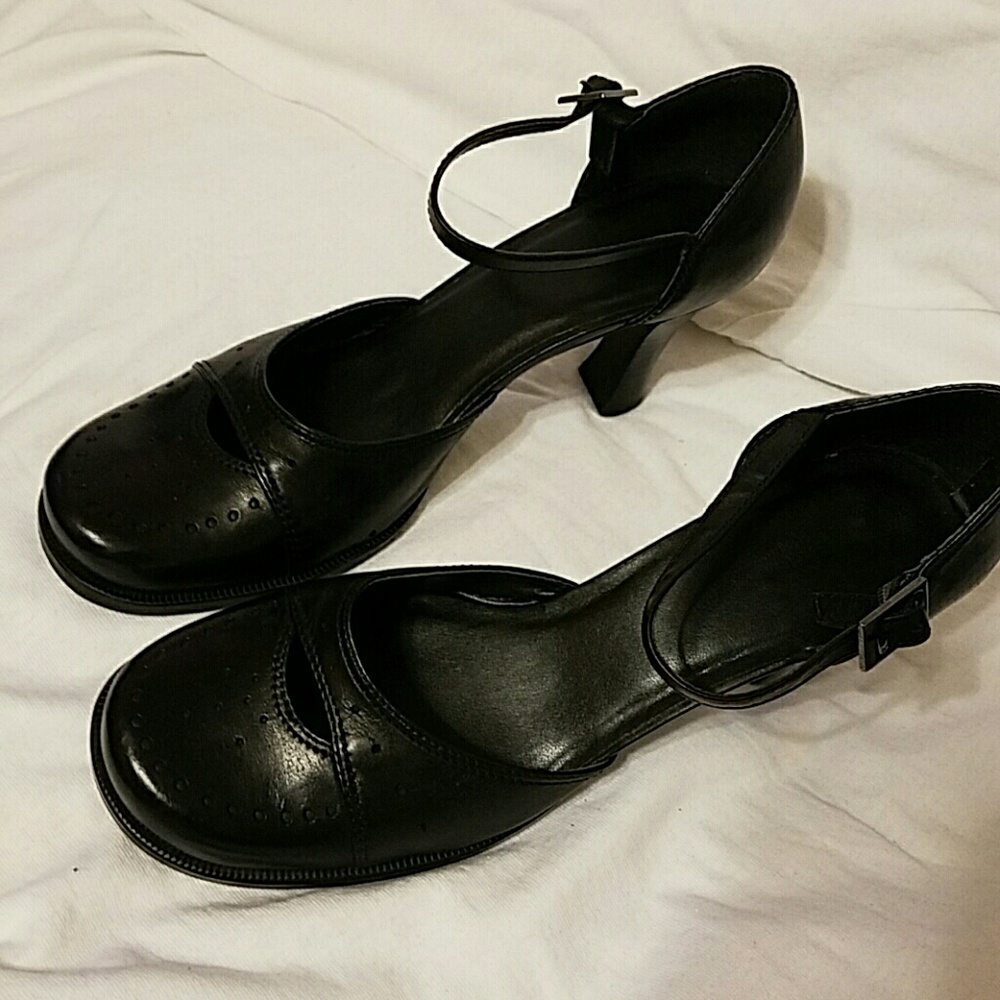 Kenneth Cole Dress shoes