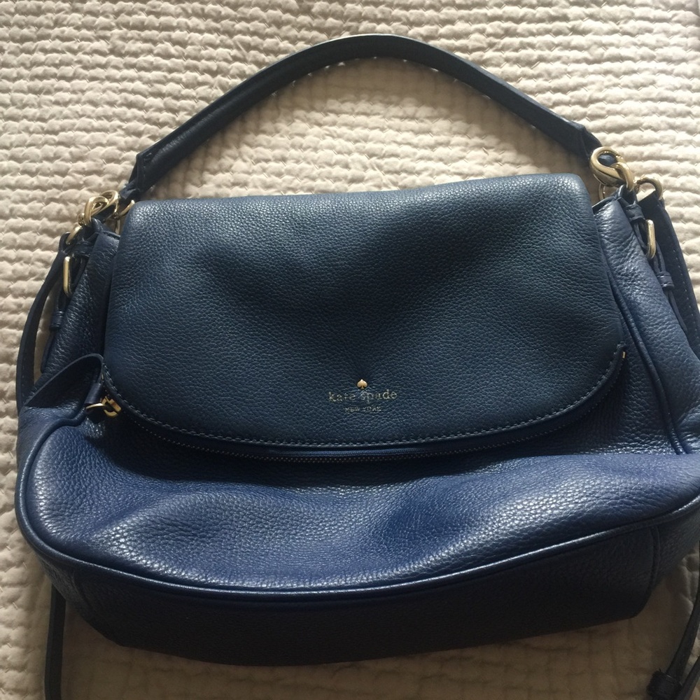 Kate Spade shoulder bag in versatile navy blue
