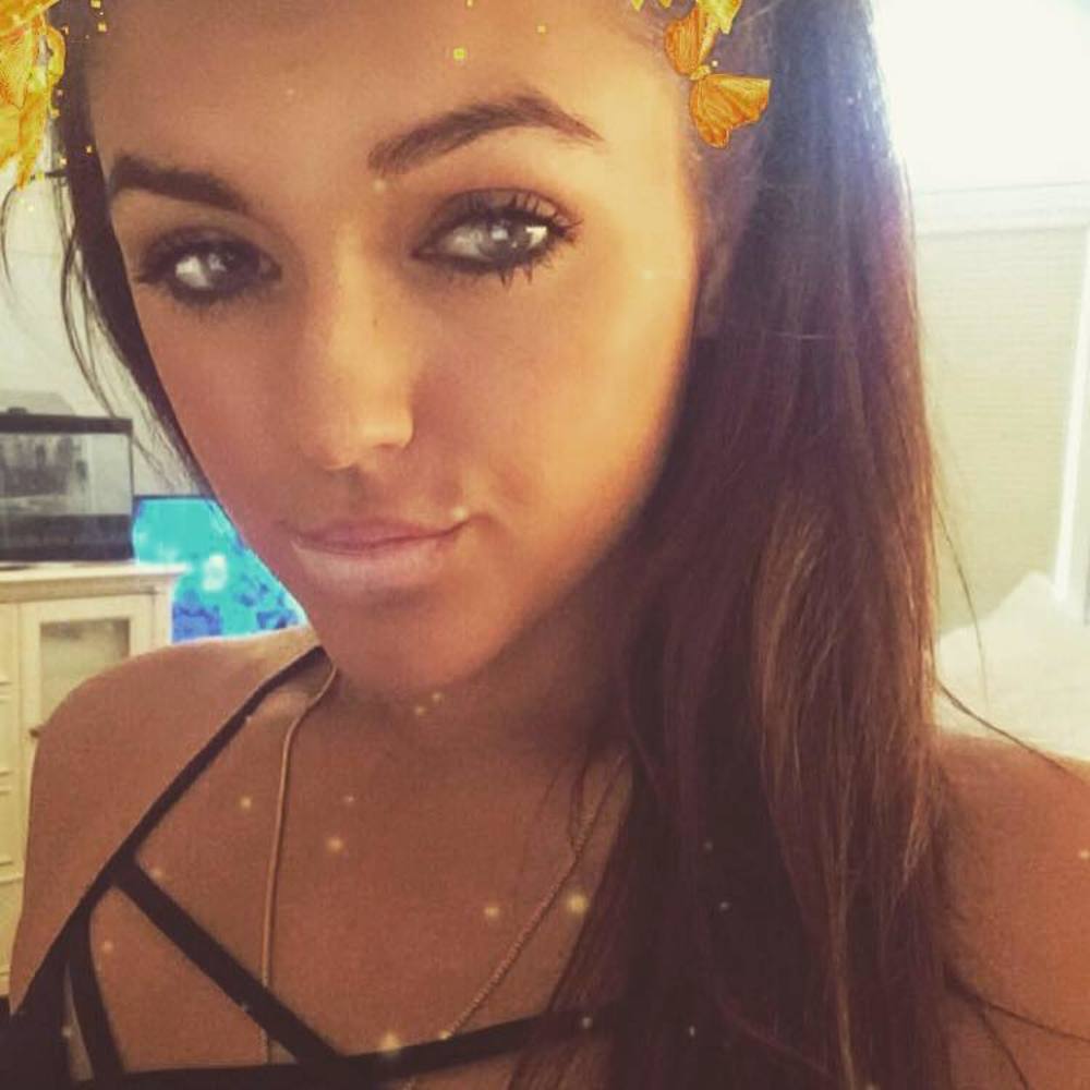 Meet your Posher, Bella