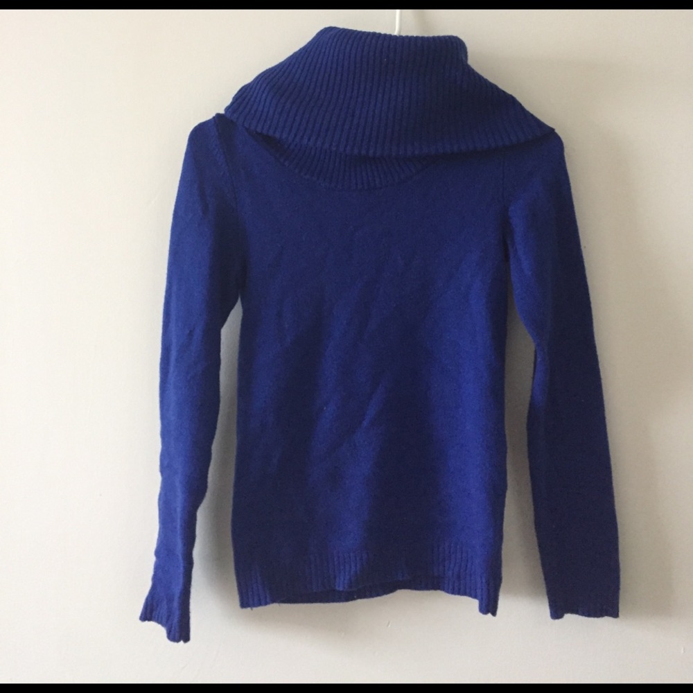 Cozy GAP turtleneck