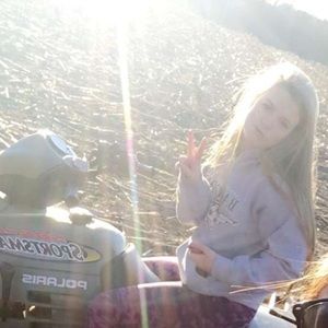 Meet your Posher, Kelsie