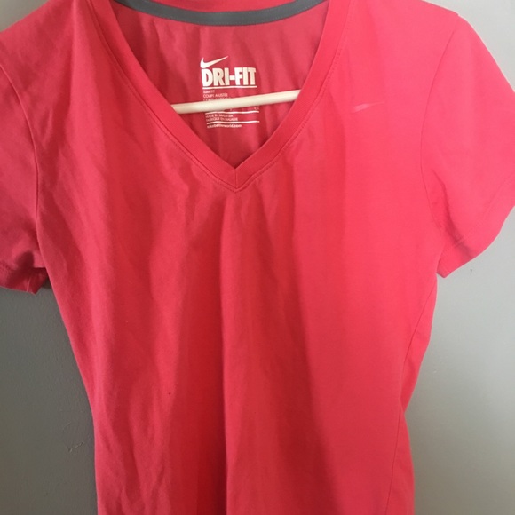 Small Nike Dry Fit new without tags! - Picture 1 of 1