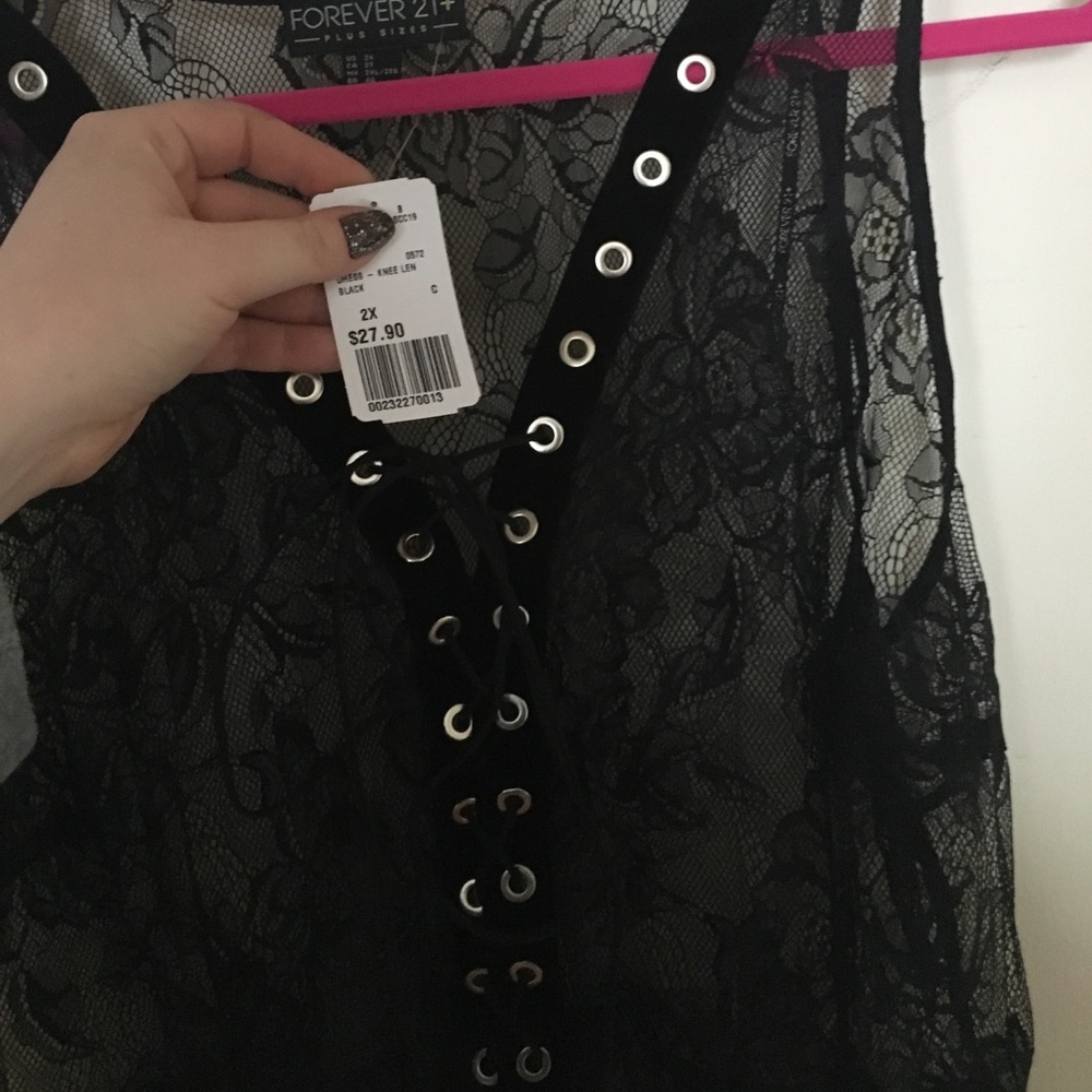 SOLD ‼️ lace black, lace up dress, 2x brand new - Picture 4 of 6