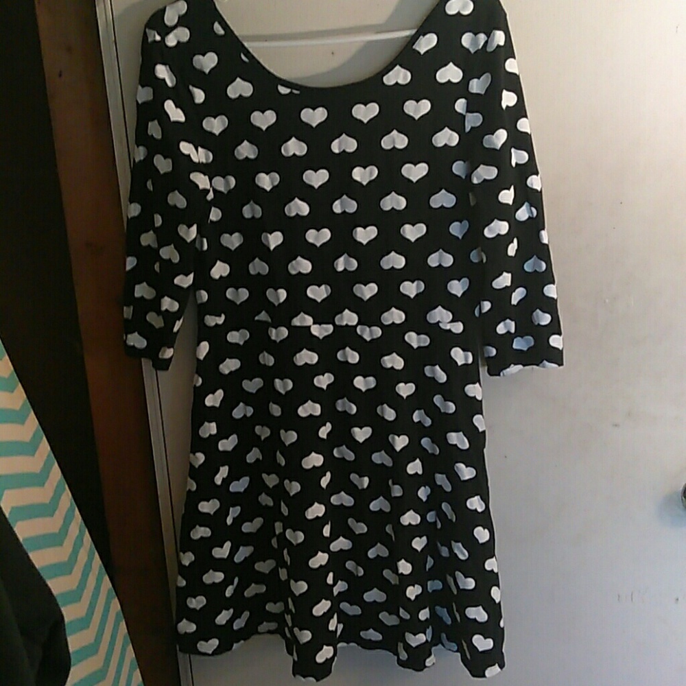Black with white hearts flowy dress!