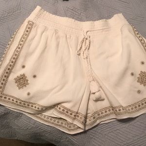 Never worn, off white colored J. Crew shorts.