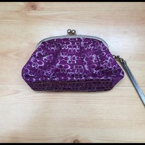 COACH - Wristlet