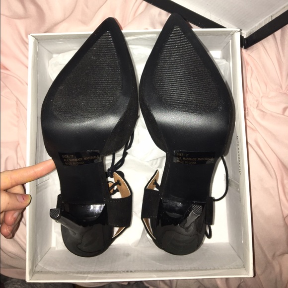 Black suede lace up heels - Picture 4 of 6