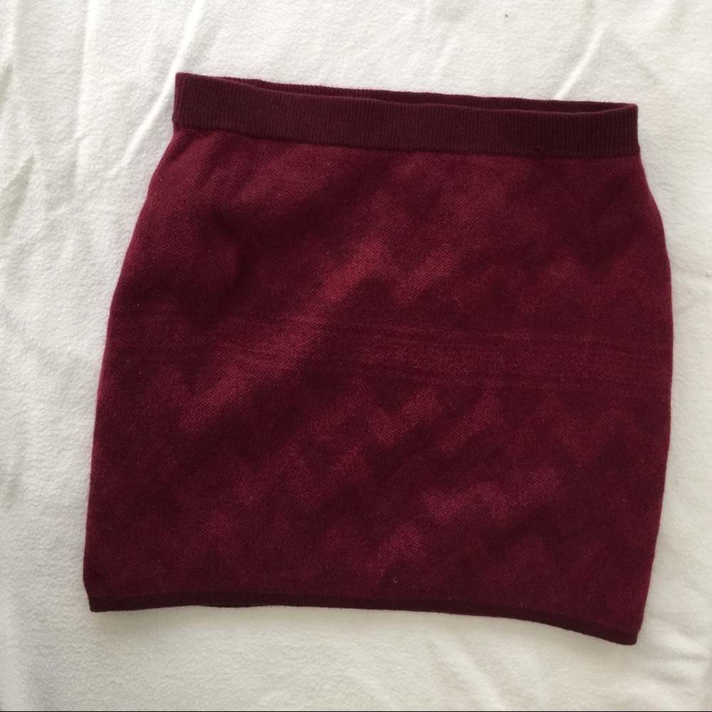 *Sold* Burgundy Bodycon Skirt - Size Small