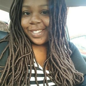 Meet your Posher, Kandace