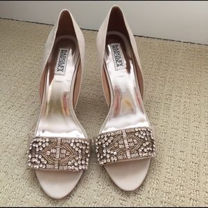 badgley mischka heels
