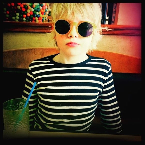 Meet your Posher, Merrilee - Picture 1 of 1