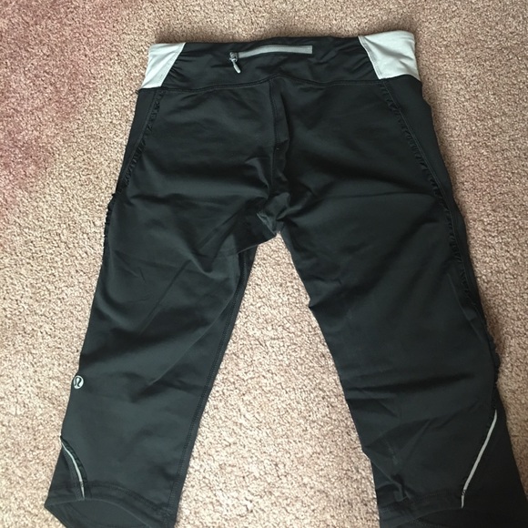 Lululemon Ruffled Crop - Picture 4 of 4