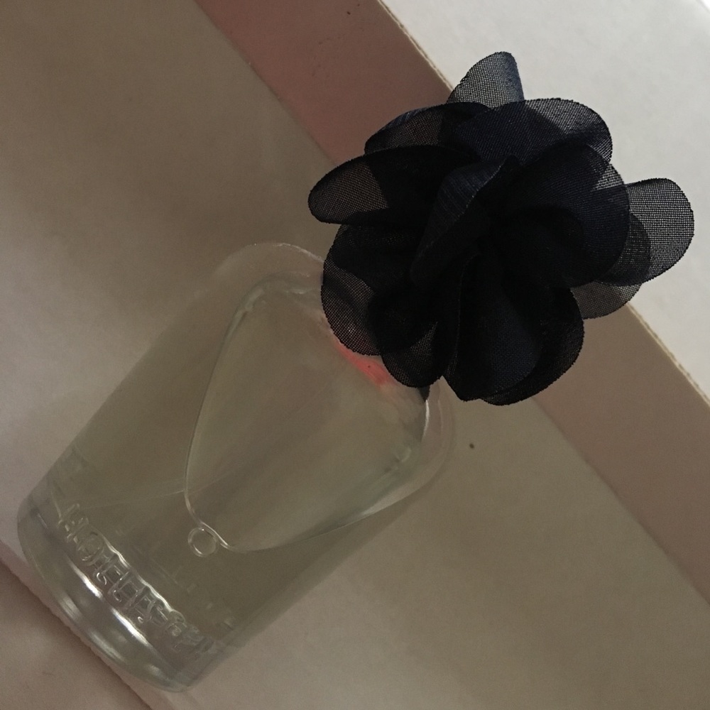 Hollister perfume