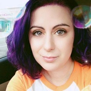 Meet your Posher, Diona