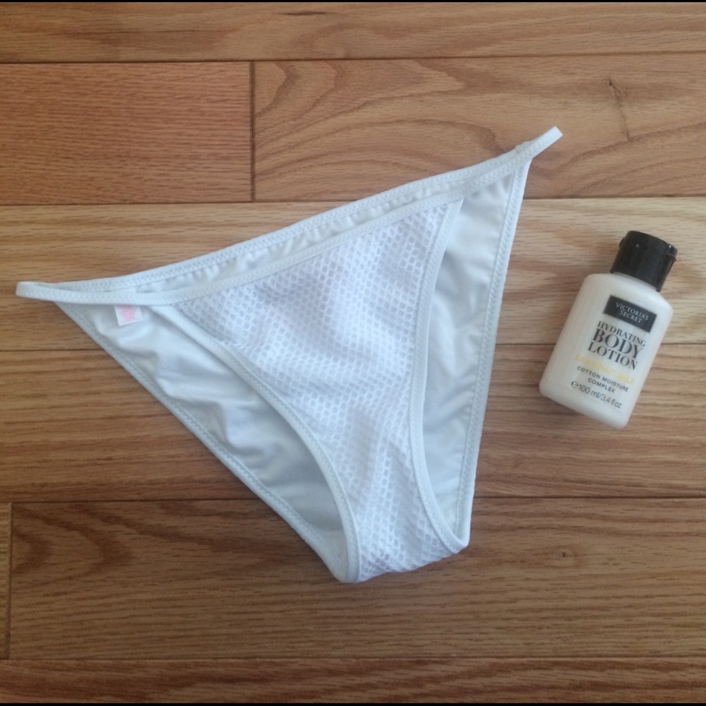 VS Bikini Bottoms & FREE LOTION!