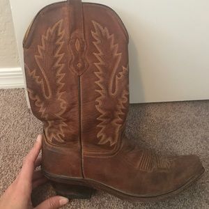 Women's cowboy boots