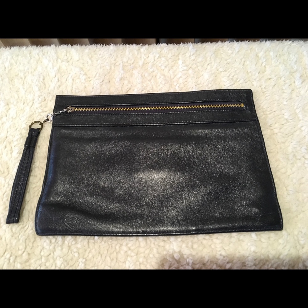 Black purse