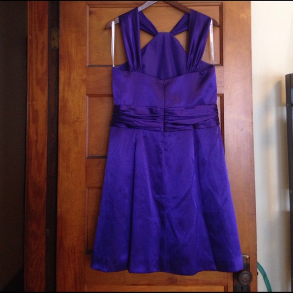 Beautiful purple dress! - Picture 4 of 5