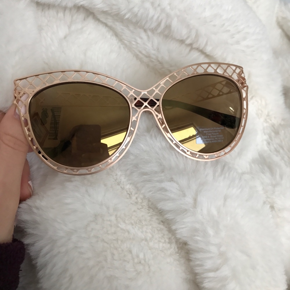 Free people sunnies