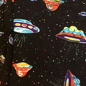 Lularoe Black Flying Saucer Leggings