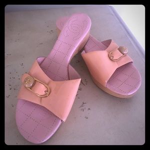 Authentic CHANEL 👠👠👠👠