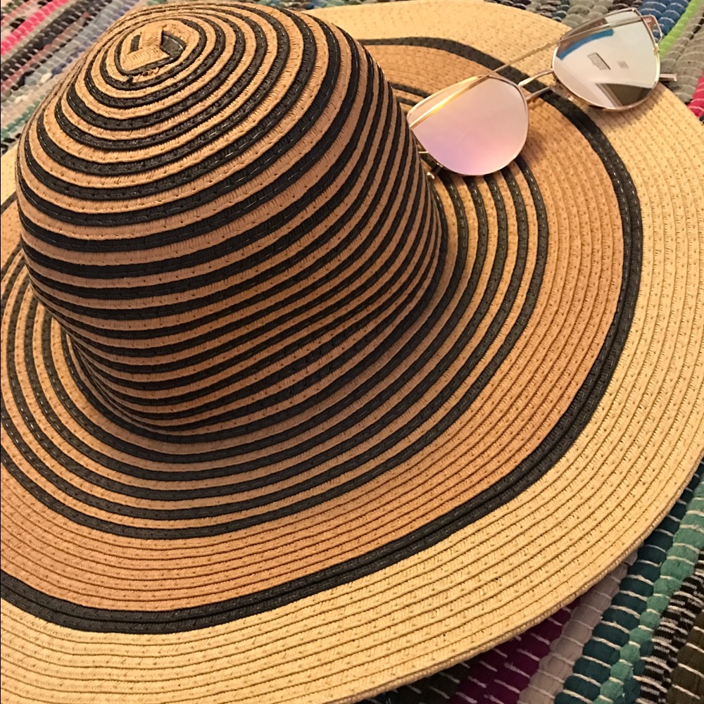 ⚫️SOLD⚫️Sun Hat