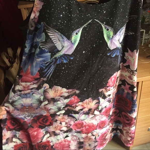 Floral Hummingbird Shift Dress - Picture 3 of 4