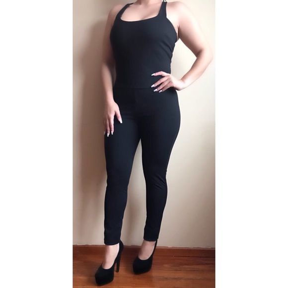 Black jump suit - Picture 3 of 3