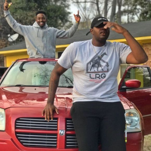 Meet your Posher, Rockout - Picture 1 of 1